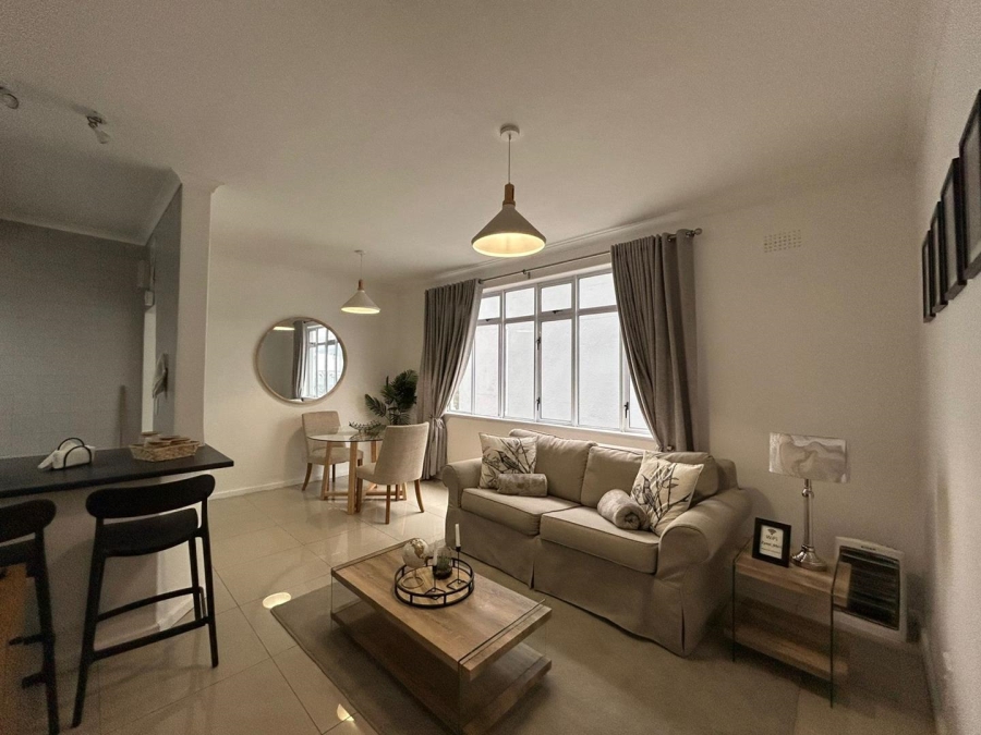 1 Bedroom Property for Sale in Three Anchor Bay Western Cape